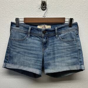 EUC, HOLLISTOR MIDI SHORT Sz 25w Button Zipper Closure Denim Wash Short, K658